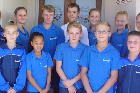 Boland Atletiekbyeenkoms : Vrydag, 19 Februarie 2016 Hierdie byeenkoms is diÃ© jaar aangebied by HoÃ«rskool Swartland in Malmesbury en die volgende atlete het daar deelgeneem: Agter v.l.n.r.: Nadia Pieterse, Bianca Heydenrych, Dehan Botha, Jurie-Johann Groenewald (individuele inskrywing), Anrie van Niekerk, Kyra van Niekerk en Caitlyn Otto. Voor v.l.n.r.: Karli-Mari Geldenhuys, GenÃ© Cornelius, Adrian Hage, George Groenewald en Philip Colyn.